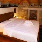 Art Castle 4* بيرات