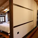 Art Castle فندق بيرات