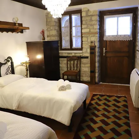 Art Castle Hotel